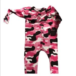 Deer 🦌 camouflage Essentials Adult Onesie S